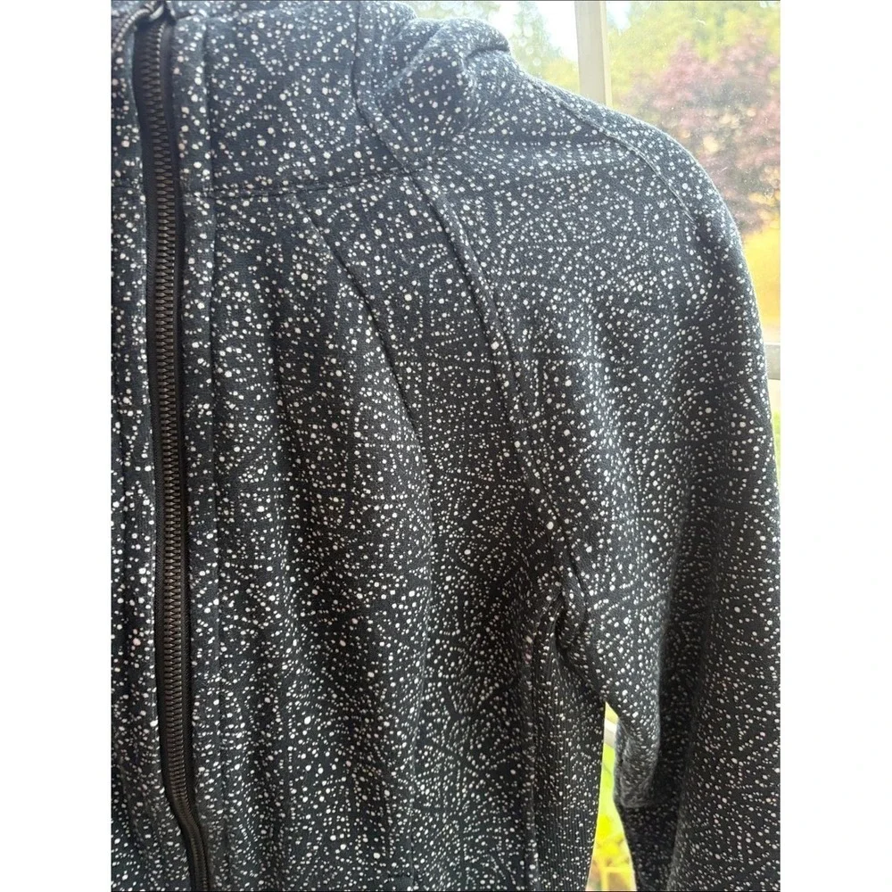 Lululemon Scuba Hoodie 4 Night View White Black Cotton Fleece Full Zip